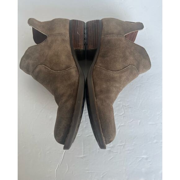 Born Distressed Brown Leather Western Ankle Comfort Rubber Sole Bootie Boots 8.5 - Picture 6 of 13